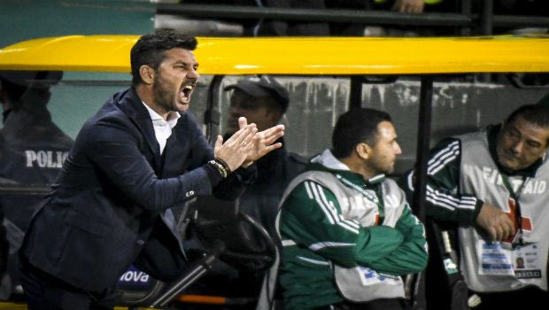 Τα πολλαπλά “καμπανάκια” του Ουζουνίδη!