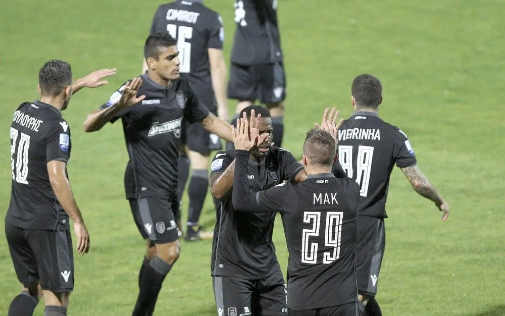 Ιανουάριος Ελλήνων, Σουπερλιγκάτων και δανεικών