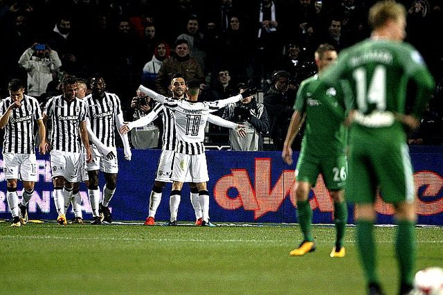 Του έριξε τέσσερα και τον λυπήθηκε