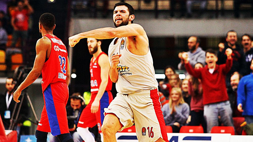 Μισός, αλλά… Ολυμπιακός!