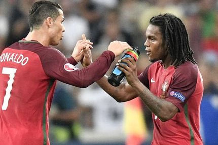 Από μεταγραφή 40.000.000 ευρώ, στα… αζήτητα!