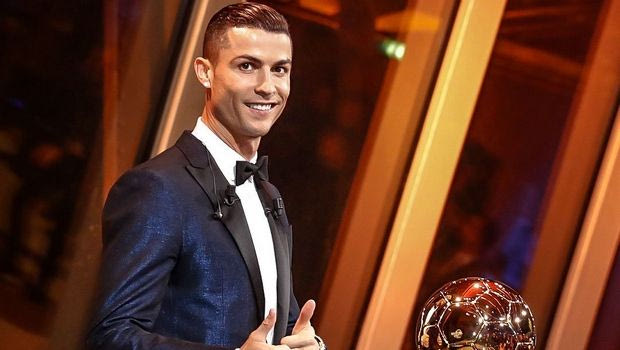 Ο Ρονάλντο “δεν βλέπει” ούτε τον Μέσι μετά την νέα Χρυσή Μπάλα!