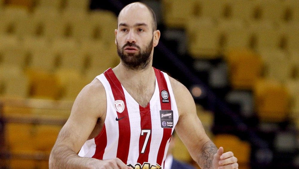 Πράσινο πανό έστειλε στη “σύνταξη” τον Σπανούλη