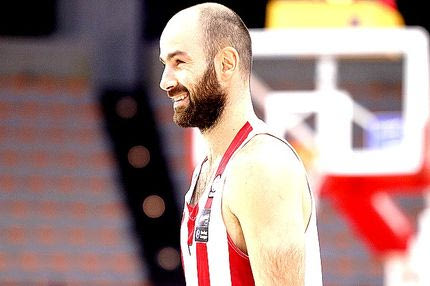 Καλή η νίκη του Ολυμπιακού, καλύτερο το χαμόγελο του Σπανούλη…