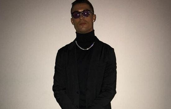 Ο Κριστιάνο Ρονάλντο ντύθηκε… κλαρινογαμπρός