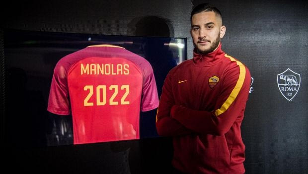 Ο Μανωλάς ανανέωσε, αλλά πέταξε… καρφί!