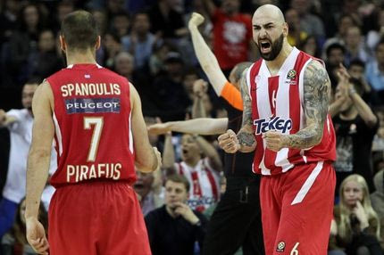 Το φιλικό μπινελίκι του Άντιτς στον Σπανούλη