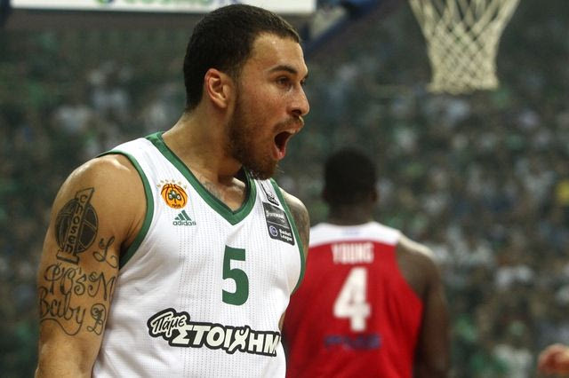 Ο Μάικ Τζέιμς ξανά με τη φανέλα του Παναθηναϊκού (στο instagram)