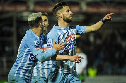 Νέος διασυρμός για Λεβαδειακό και πρόκριση για ΠΑΣ