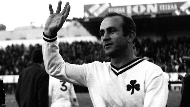 Με μαύρα περιβραχιόνια στη Λιβαδειά