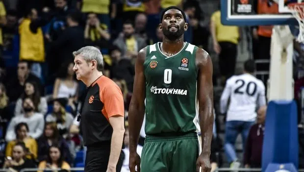 Ένα ριμπάουντ, βρε παιδιά, ένα…