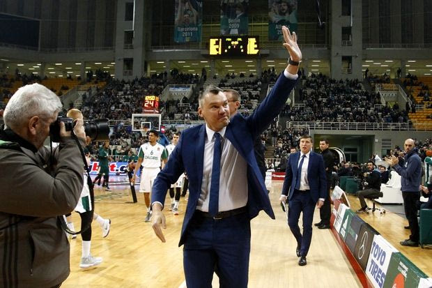 Το ΟΑΚΑ αποθέωσε τον Σάρας!