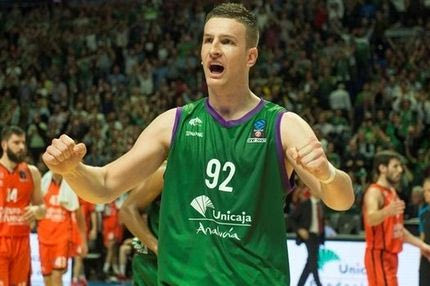 “Κουνήθηκε” το γήπεδο για το… μαύρο πρόβατο του Ερυθρού Αστέρα