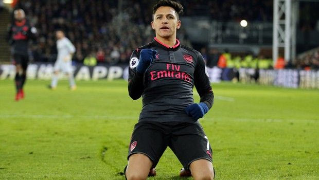 Ο Σάντσες φεύγει από το “Emirates”, ΟΧΙ όμως το πανό με τα σκυλιά του!