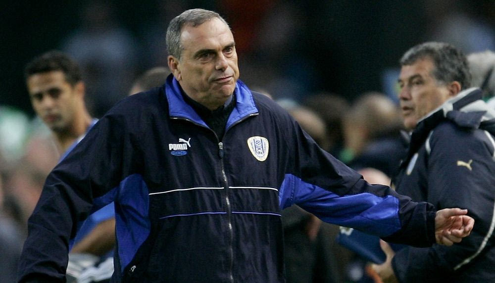 Προπονητής που προτάθηκε στον Ολυμπιακό, συνεχίζει στην… Ινδία!