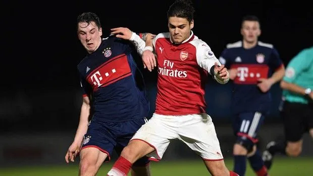 Κατάλαβε και η… Μπάγερν τι θα πει Μαυροπάνος!