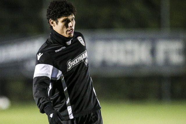 Ναι μεν, αλλά για Αζεβέδο