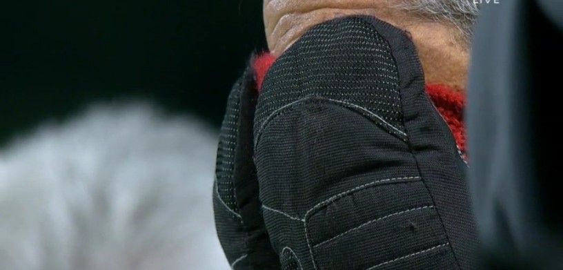 Προσωρινή αναβολή της σέντρας στο β’ ημίχρονο λόγω δακρυγόνων