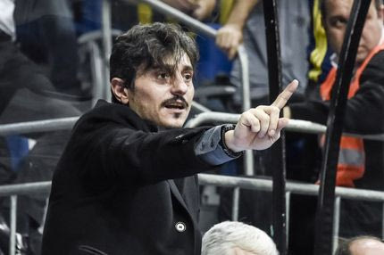 Τον… στόλισαν τον “Ντιμίτρις” οι οπαδοί της Φενέρμπαχτσε