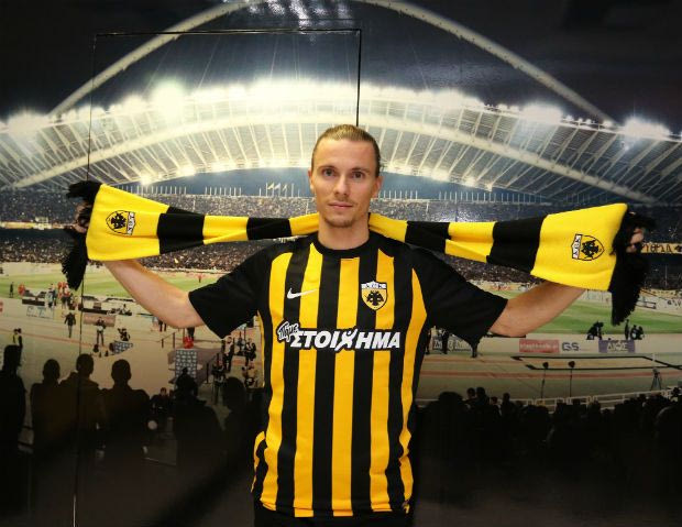 Με Χουλτ βασικό η ΑΕΚ!