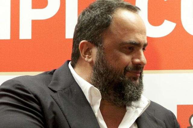 Ατάκες με νόημα του Μαρινάκη στην κοπή της πρωτοχρονιάτης πίτας του Ολυμπιακού…