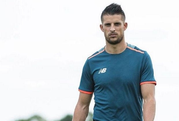 Ο Μιραλάς φέρνει την… επανάσταση με τα ποδοσφαιρικά παπούτσια του στην Ελλάδα