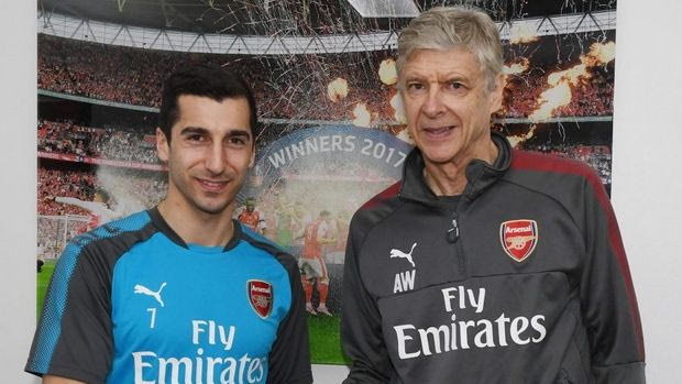 Ακόμα δεν πήγε στην Άρσεναλ και ο Βενγκέρ αμφισβητεί τον Μχιταριάν!