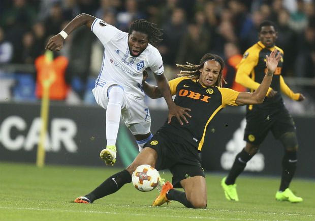 Η Άντερλεχτ… μπερδεύει το ΑΕΚ – Ντιναμό με τα μεταγραφικά της