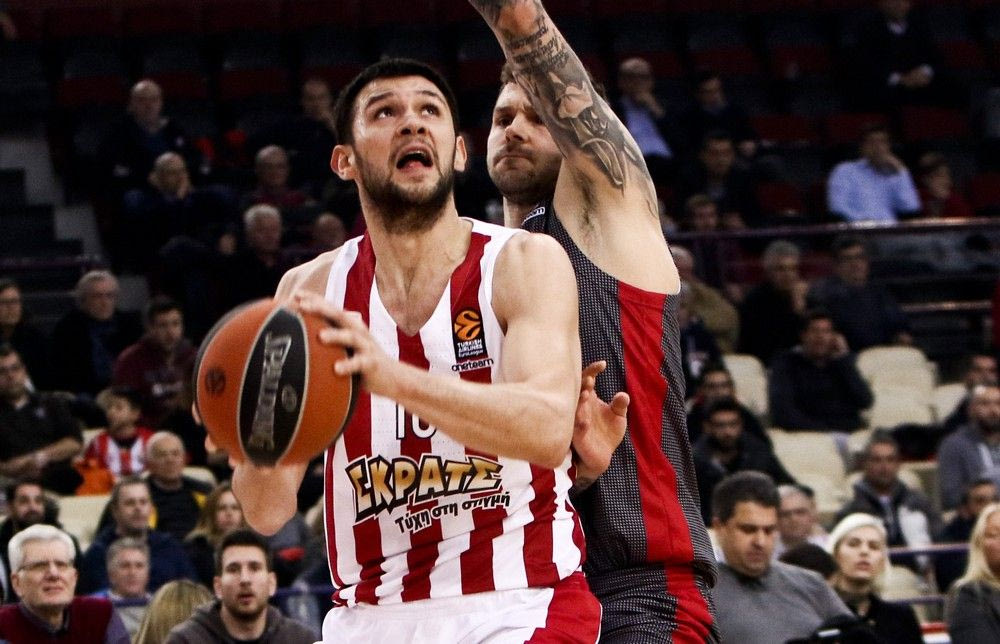 Βάφτισε τη Μιλάνο στα πειραιώτικα νερά…