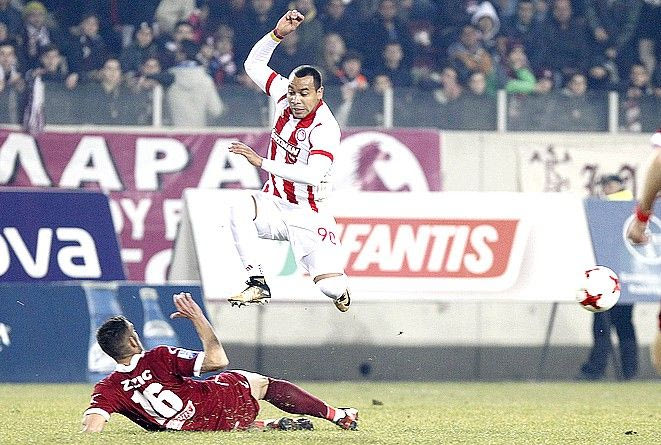 Πρώτος και στην αυγή του 2018 ο Ολυμπιακός