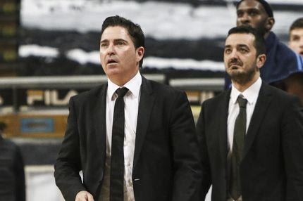 Ο Πασκουάλ δικαιολόγησε τις… μηδέν ασίστ στο δεύτερο ημίχρονο