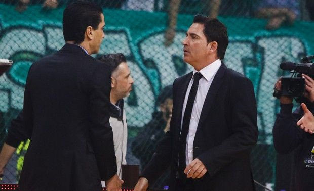 Ο Πασκουάλ απόρησε με τα παράπονα του Σφαιρόπουλου