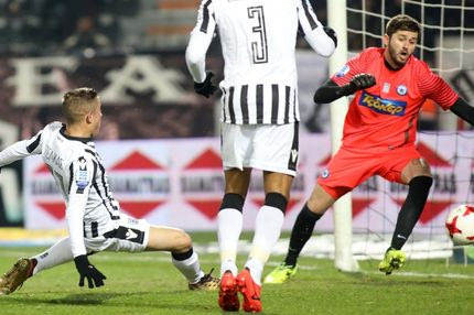 Ο ΠΑΟΚ προηγήθηκε του Ατρομήτου με γκολ-οφσάιντ