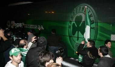 Aποθέωση κατά την αναχώρηση της αποστολής από την Παιανία