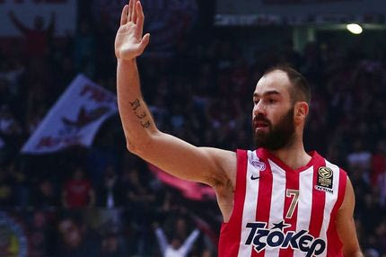 Ποτέ στον Πειραιά