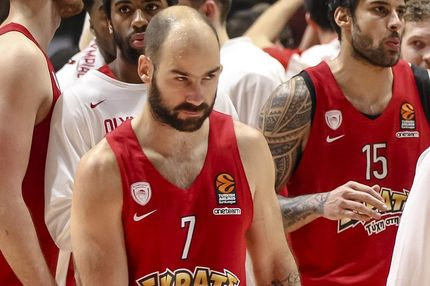 Ή τον αλλάζει (τον Σπανούλη) ή βουλιάζει (ο Ολυμπιακός)