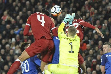 Φαν…ταστικό ντεμπούτο με τα κόκκινα. Τι γίνεται όμως με την άμυνα;