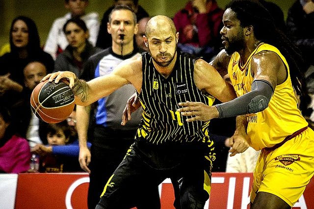 Του το… έδιναν, δεν το έπαιρνε ο Άρης