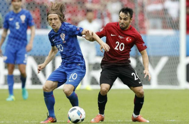 Ποιος “ανακοίνωσε” τον Σεν στην ΑΕΚ