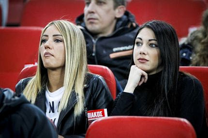 Μεγάλη… μπάλα και στην εξέδρα