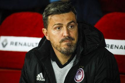 Με κολάρο ο Όσκαρ Γκαρθία