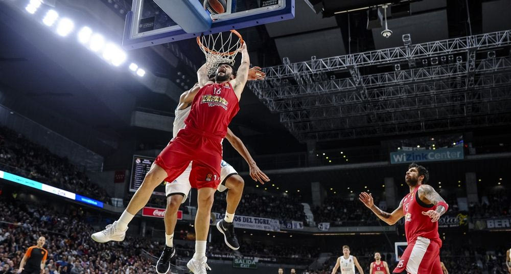 Τετράδα… αιωνίων