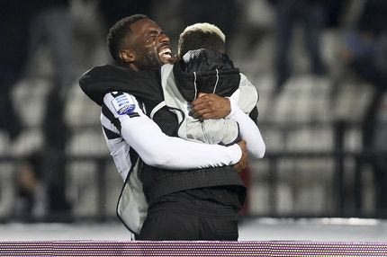 Ο Βαρέλα μιμήθηκε τον πιτσιρικά γιο του!