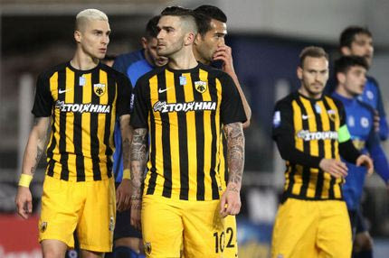 Ατάκες τίτλου στα αποδυτήρια της ΑΕΚ παρά την απώλεια στο Περιστέρι