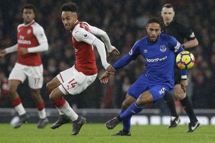 Λείπει το VAR, χορεύει ο Ομπαμεγιάνγκ!