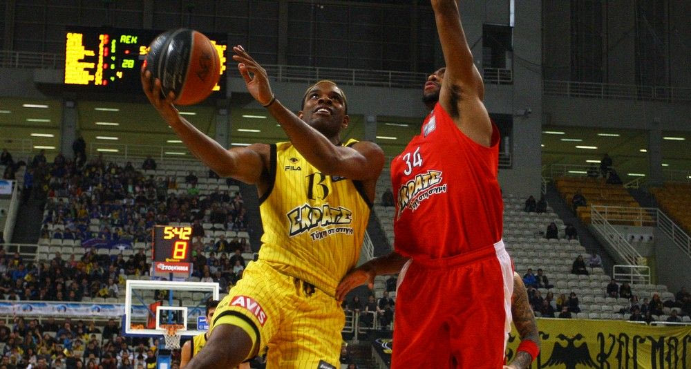 Τον “έκοψε” ο Σάκοτα για χάρη του Πάντερ