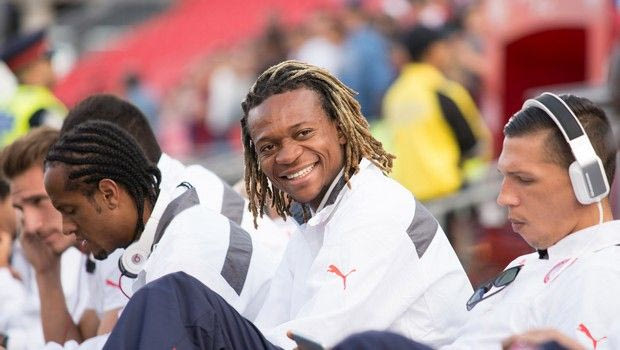 Τέτοιο μήνυμα λατρείας ο Μπονγκ δεν θα περίμενε στα πιο τρελά του όνειρα!