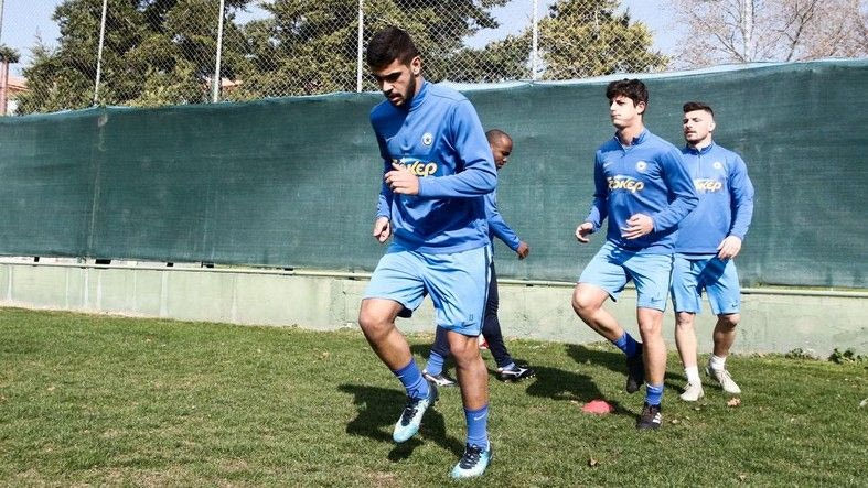 Ο νεαρός Νταβιώτης δεν είναι καθόλου συνηθισμένη περίπτωση ποδοσφαιριστή