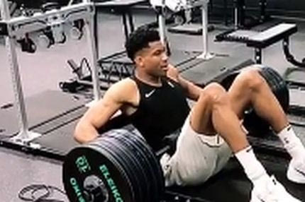 Τη γυμναστική του Αντετοκούνμπο δεν την κάνει κοινός θνητός…