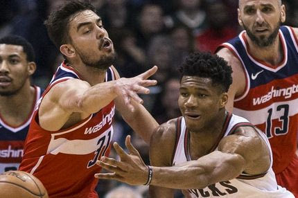 Ωραίος αλλά και… μοιραίος (στο φινάλε) ο Αντετοκούνμπο